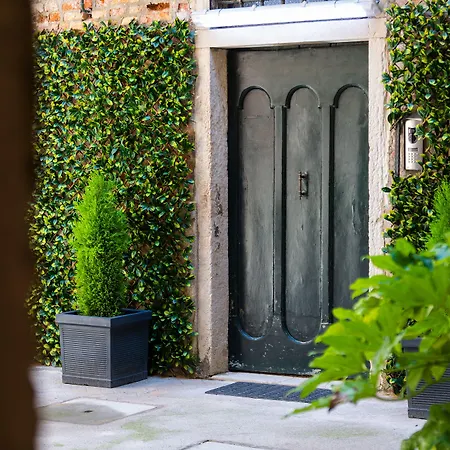 Πανσιόν Ca' Maria Callas 4*