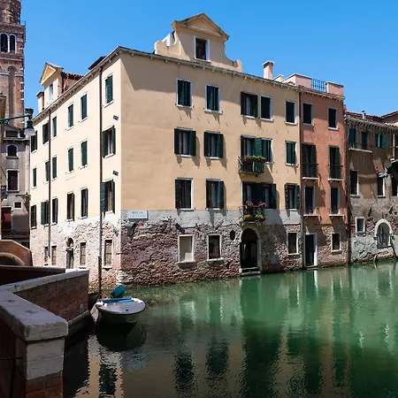 Ca' Maria Callas Πανσιόν 4*